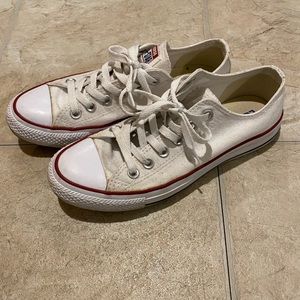Converse low top